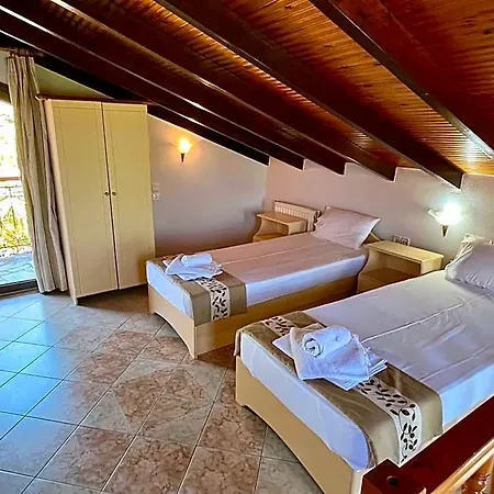 Oneiro Zois 4* لايميناس